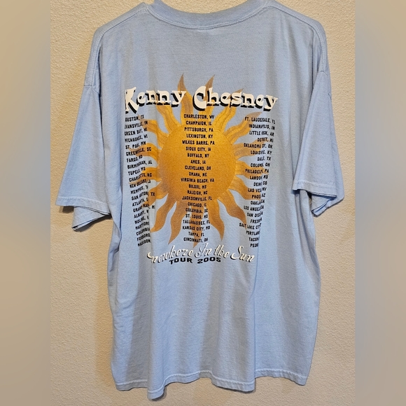 Kenny Chesney Music T-Shirt - Picture 2 of 7
